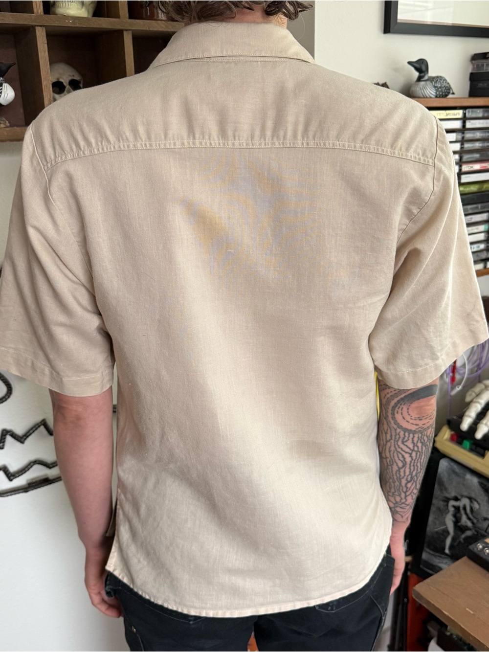 Vintage 90s Tan S/S Button Down Shirt ~Size Medium - Picture 4 of 7